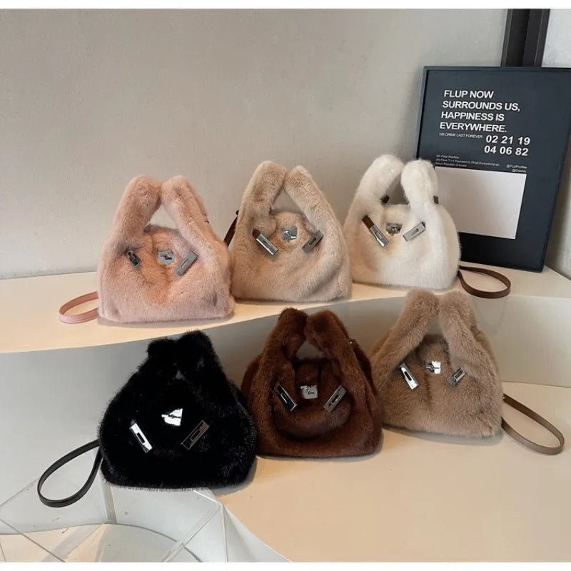 Trendige Damentaschen 2025 Kunstfell Schultertaschen Plüsch Nerzimitat Luxus-Handtaschen Schicke Umhängetaschen Einfarbige Geldbörsen